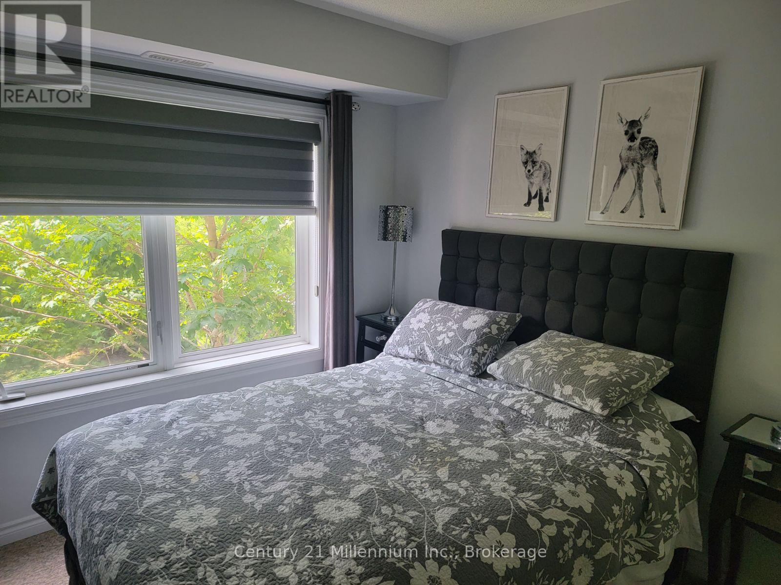 208 - 10 Brandy Lane Drive, Collingwood, Ontario  L9Y 0X4 - Photo 4 - S12458442