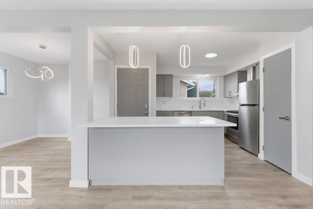 12808 133 Av Nw, Edmonton, Alberta  T5L 3S3 - Photo 5 - E4461834