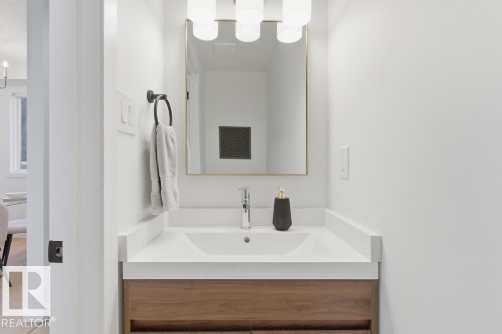 12g Clareview Vg Nw, Edmonton, Alberta  T5A 3P2 - Photo 12 - E4461835
