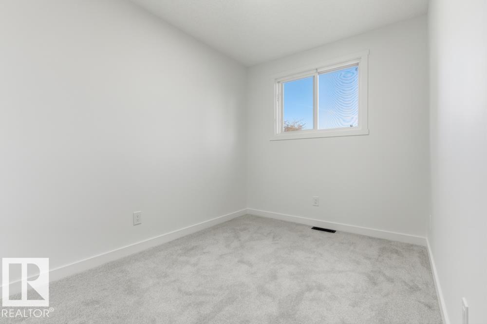 12g Clareview Vg Nw, Edmonton, Alberta  T5A 3P2 - Photo 18 - E4461835