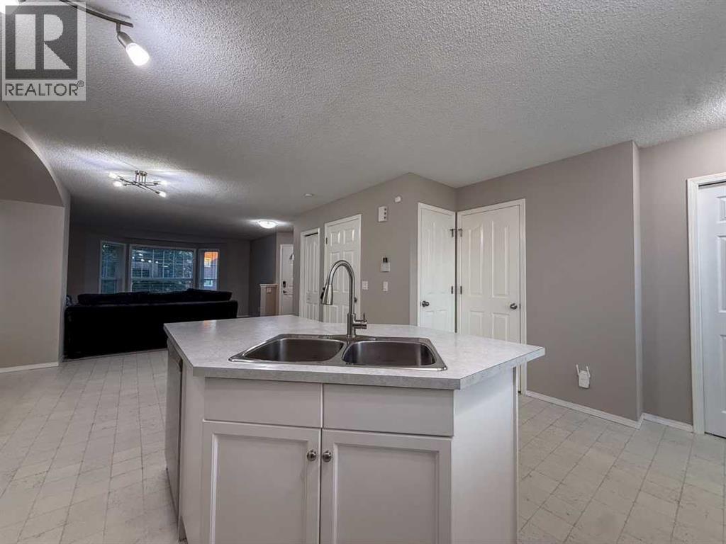 149 Taravista Street Ne, Calgary, Alberta  T3J 4S3 - Photo 12 - A2263848