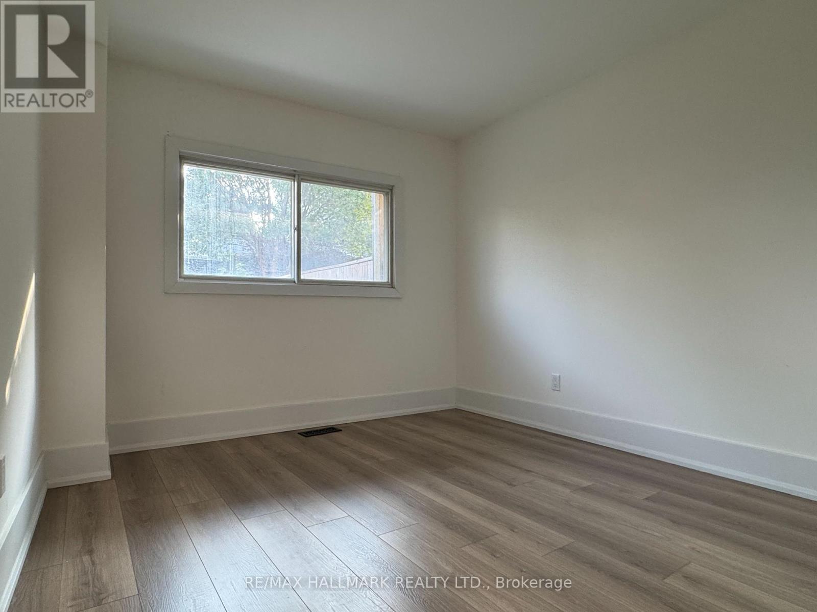Main - 13 Brookfield Street, Toronto, Ontario  M6J 3A8 - Photo 6 - C12458432