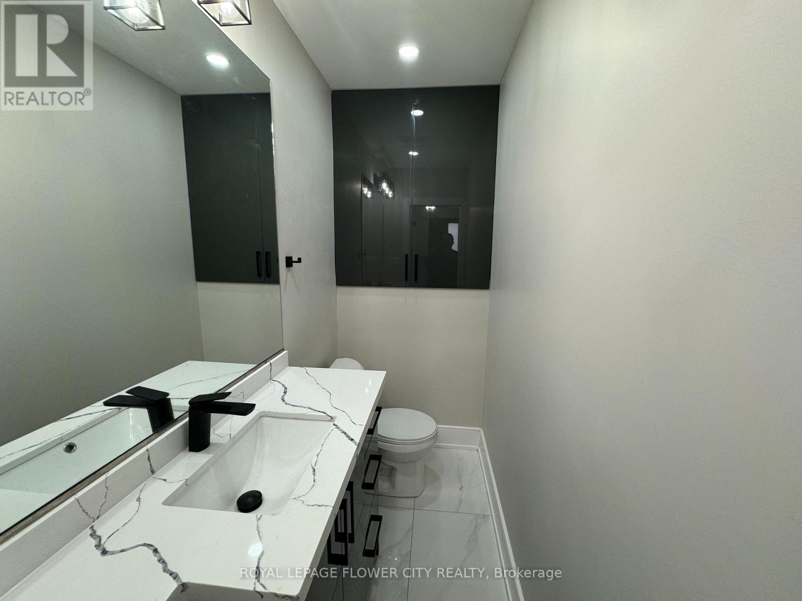 221 Acton Avenue, Toronto, Ontario  M3H 4H8 - Photo 23 - C12458435