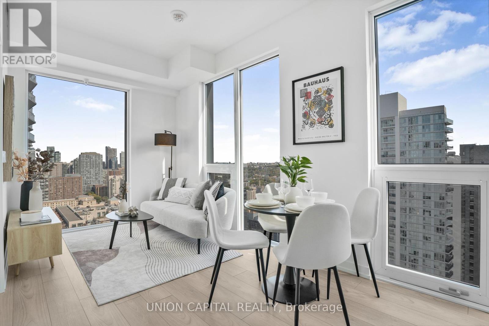 3517 - 82 Dalhousie Street, Toronto, Ontario  M5B 0C5 - Photo 6 - C12458446