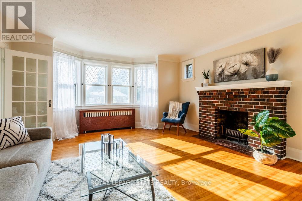 37 Lower Horning Road, Hamilton, Ontario  L8S 3E9 - Photo 8 - X12424103