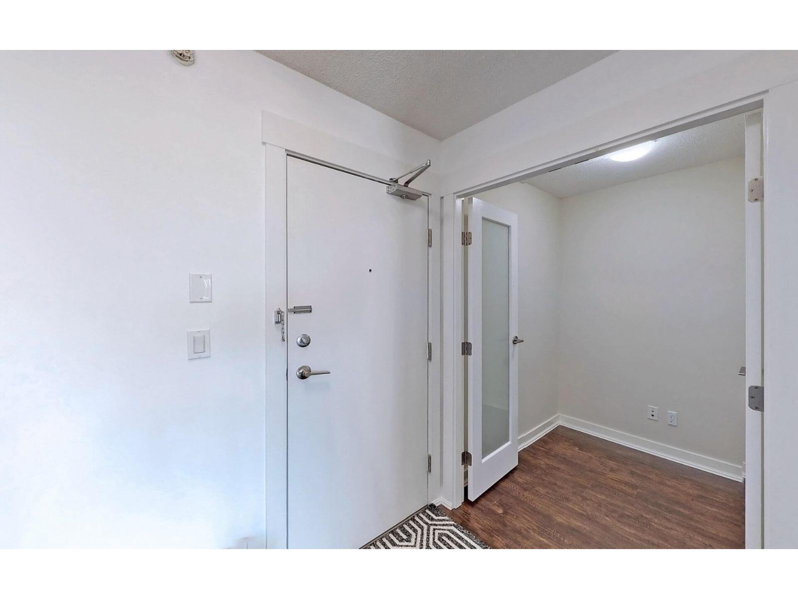 2104 10777 University Drive, Surrey, British Columbia  V3T 0E6 - Photo 11 - R3057699
