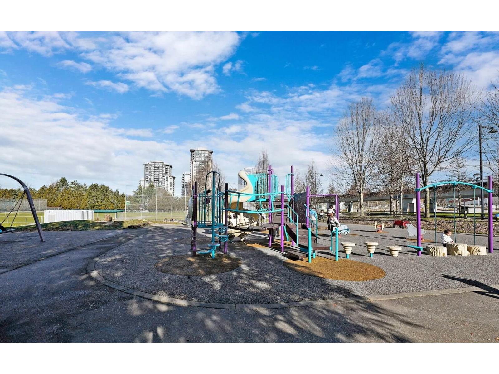 2104 10777 University Drive, Surrey, British Columbia  V3T 0E6 - Photo 15 - R3057699