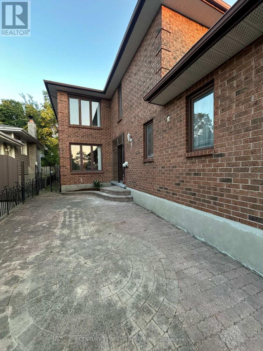 719 Keates Avenue, Oshawa, Ontario  L1H 7Y3 - Photo 2 - E12458431
