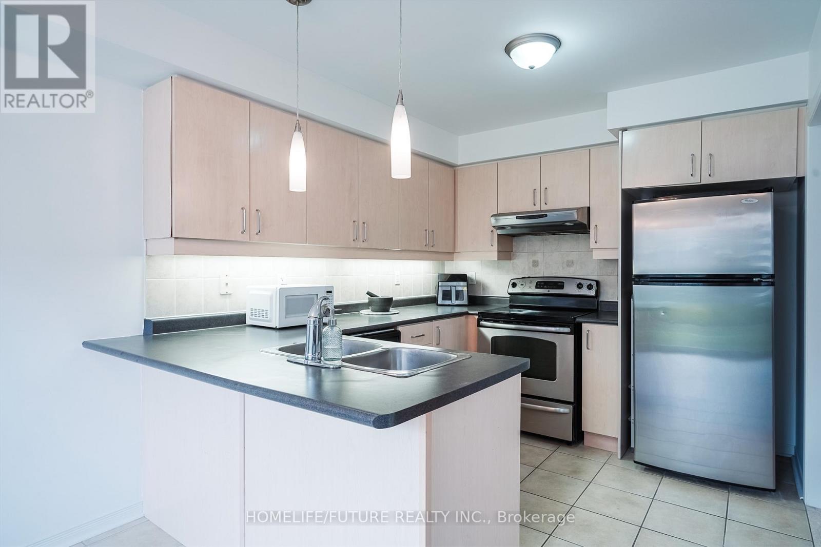 18 Mansbridge Crescent, Ajax, Ontario  L1Z 1S3 - Photo 21 - E12458434