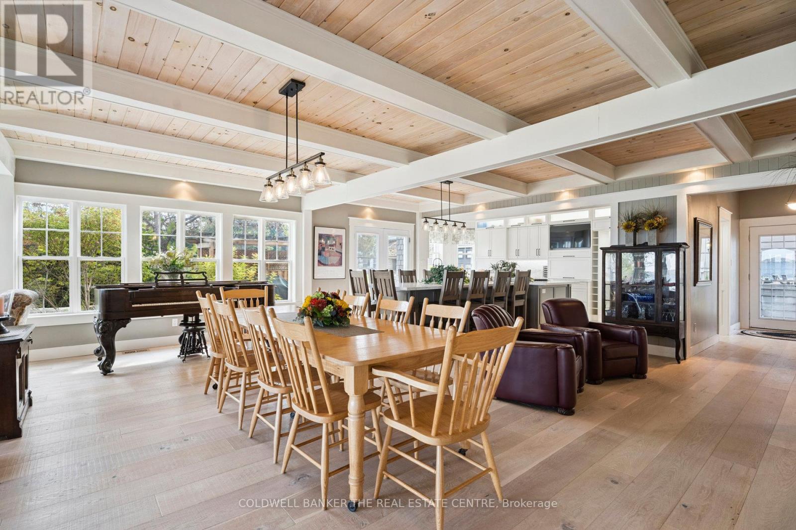 1099 Stoney Point Road, Innisfil, Ontario  L0L 1W0 - Photo 8 - N12458439
