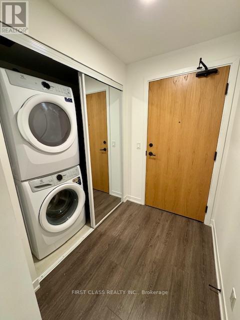 1201 - 7950 Bathurst Street, Vaughan, Ontario  L4J 0L4 - Photo 8 - N12458451