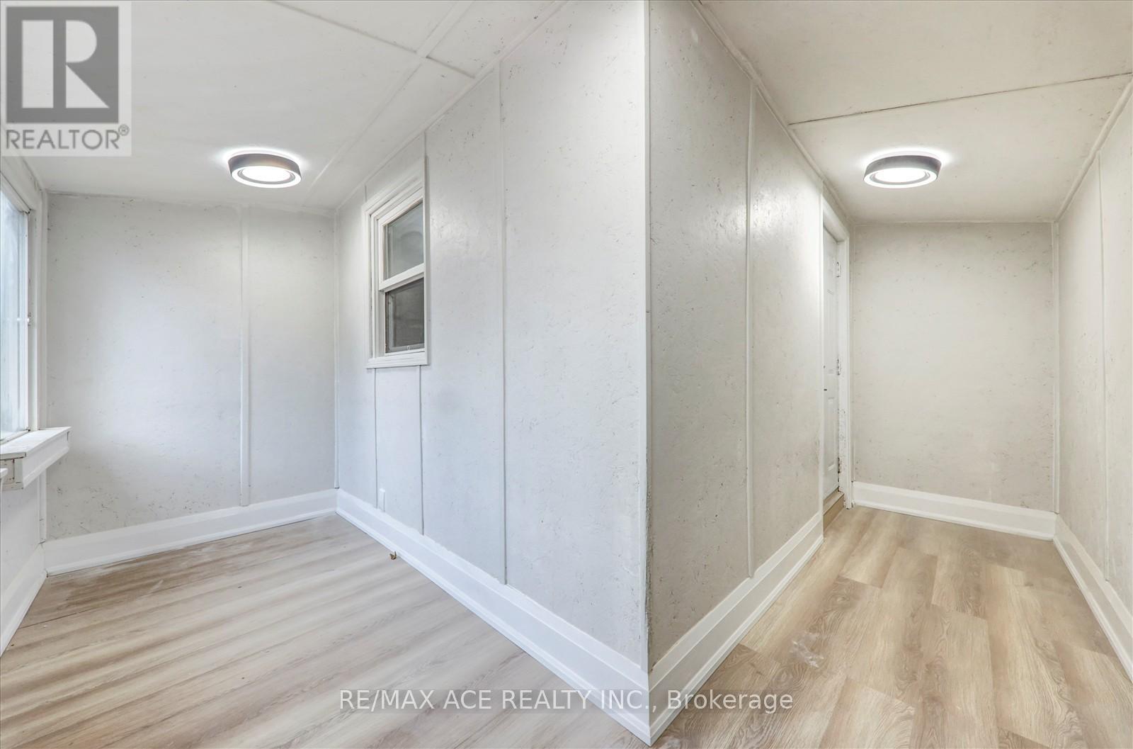 734 Brock Avenue, Toronto, Ontario  M6H 3P2 - Photo 13 - W12458437