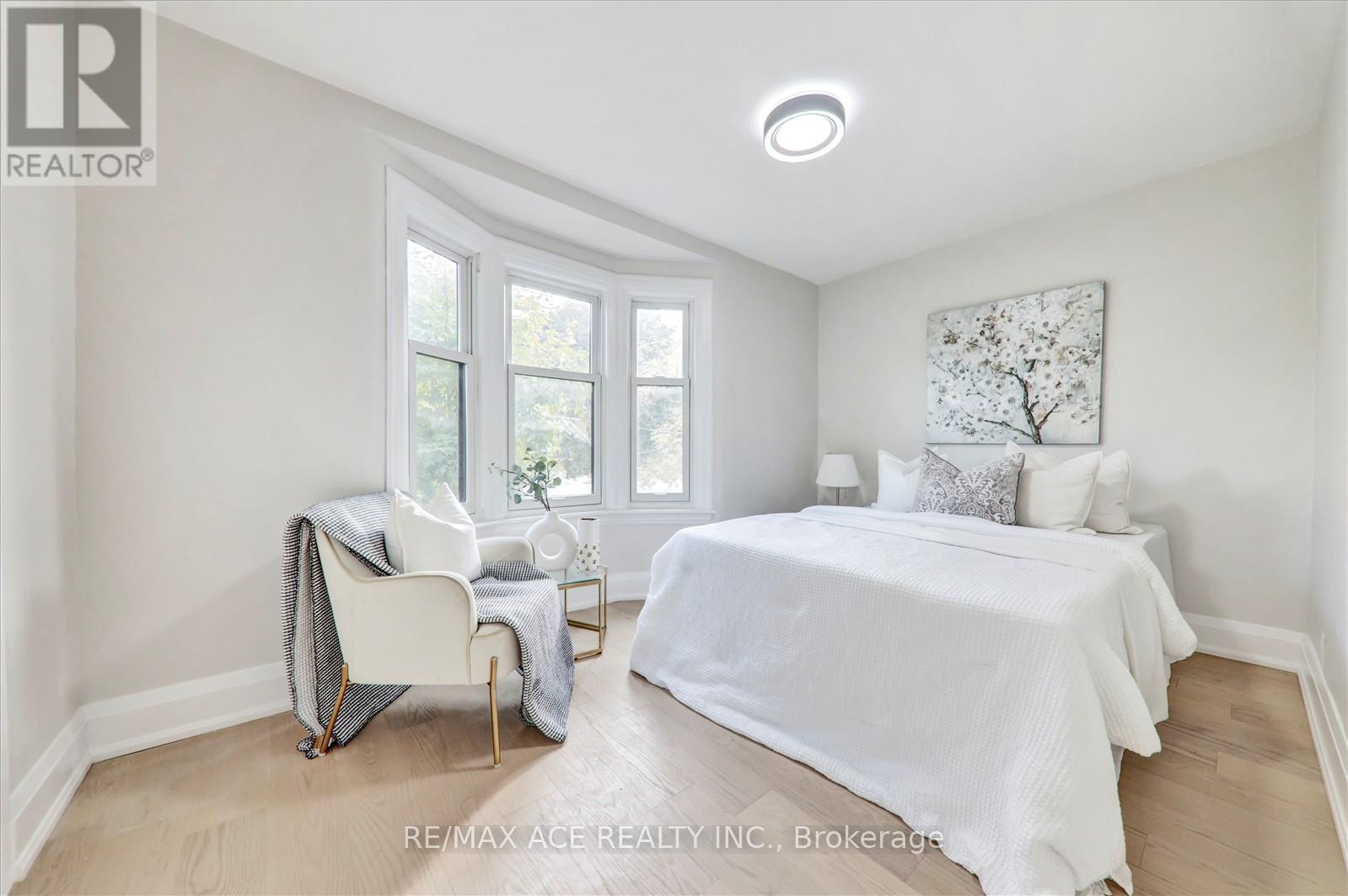 734 Brock Avenue, Toronto, Ontario  M6H 3P2 - Photo 20 - W12458437