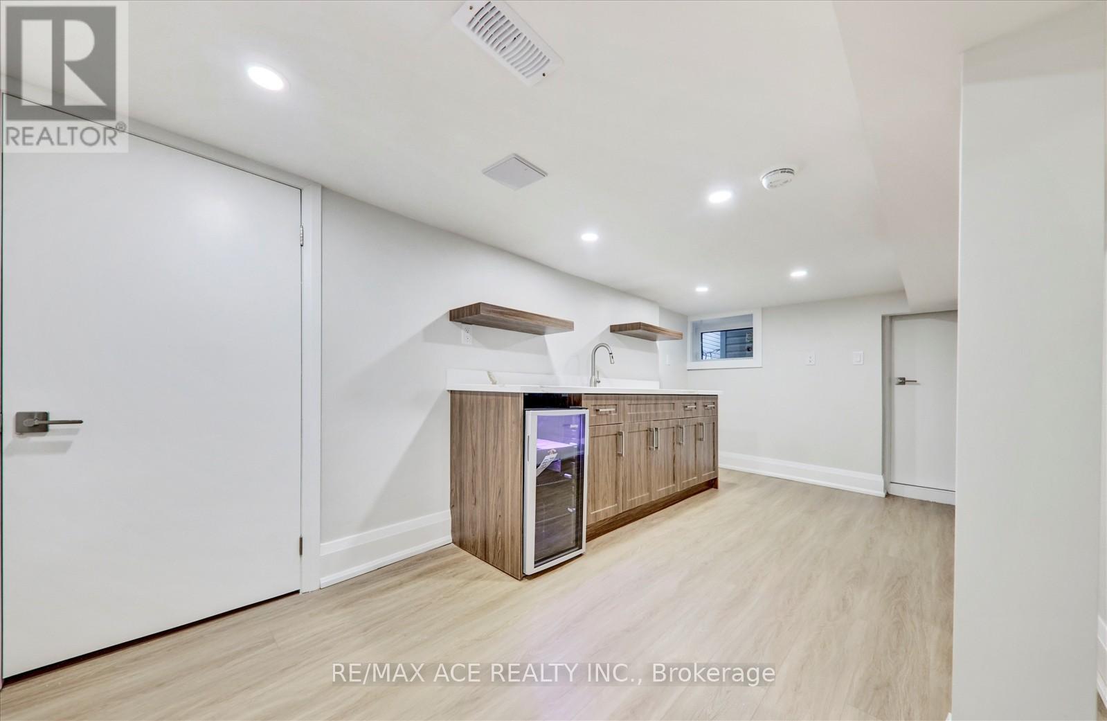 734 Brock Avenue, Toronto, Ontario  M6H 3P2 - Photo 28 - W12458437