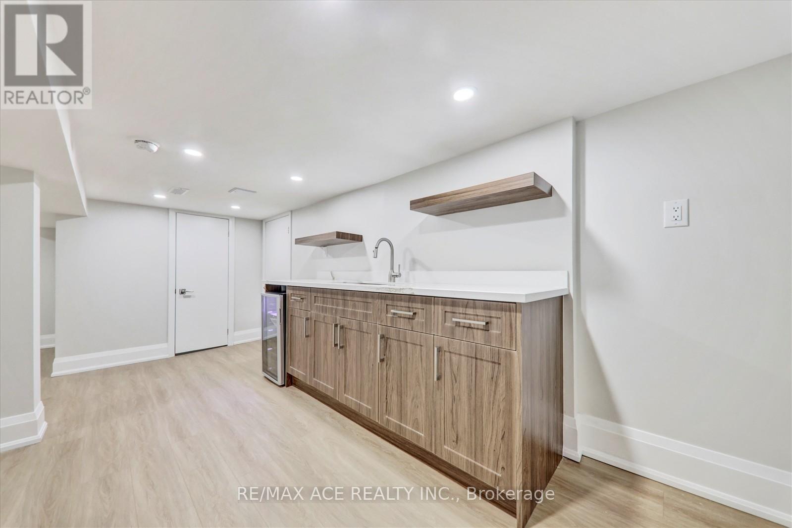 734 Brock Avenue, Toronto, Ontario  M6H 3P2 - Photo 31 - W12458437