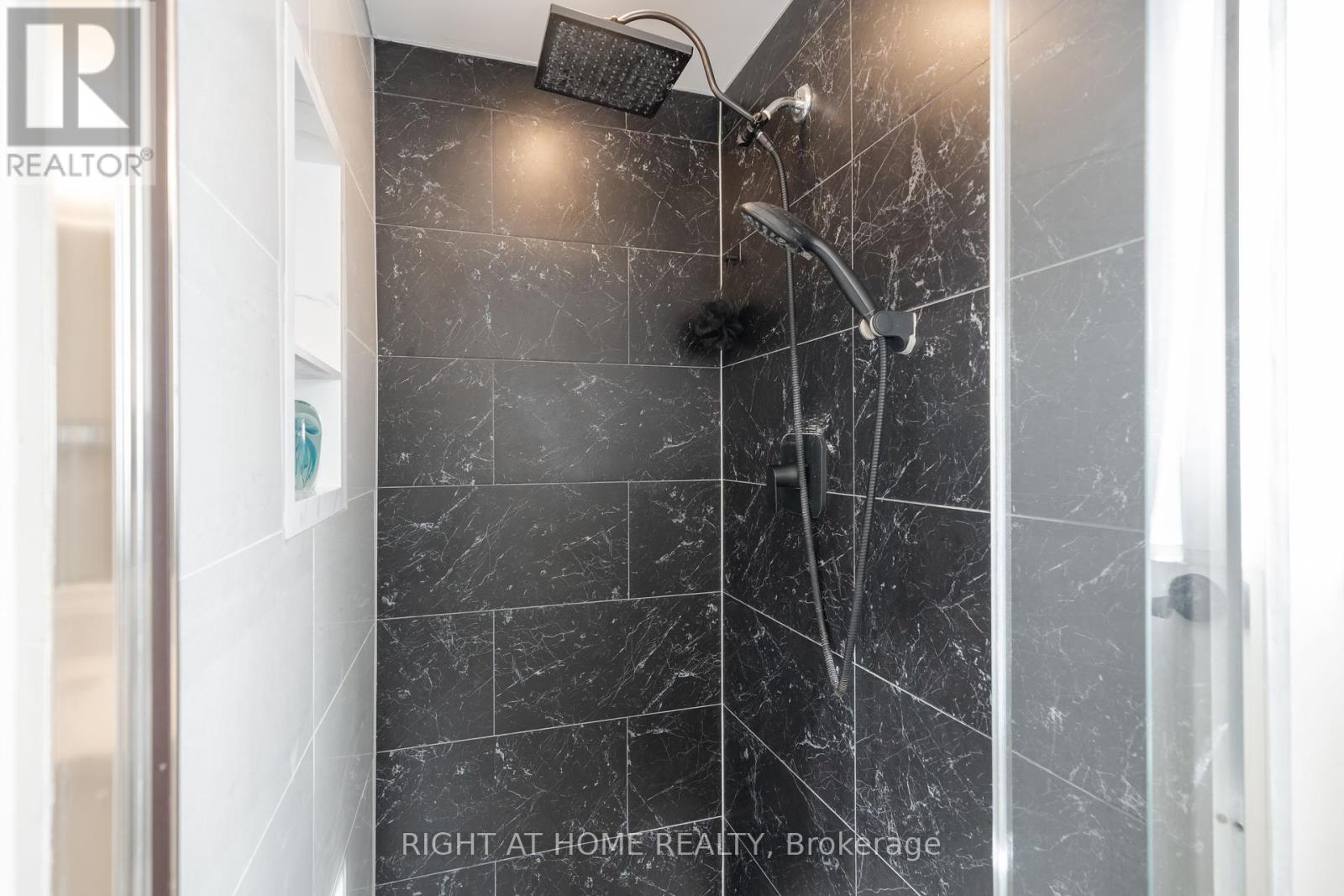 182 Meadowhawk Trail, Bradford West Gwillimbury, Ontario  L3Z 0E9 - Photo 24 - N12441386