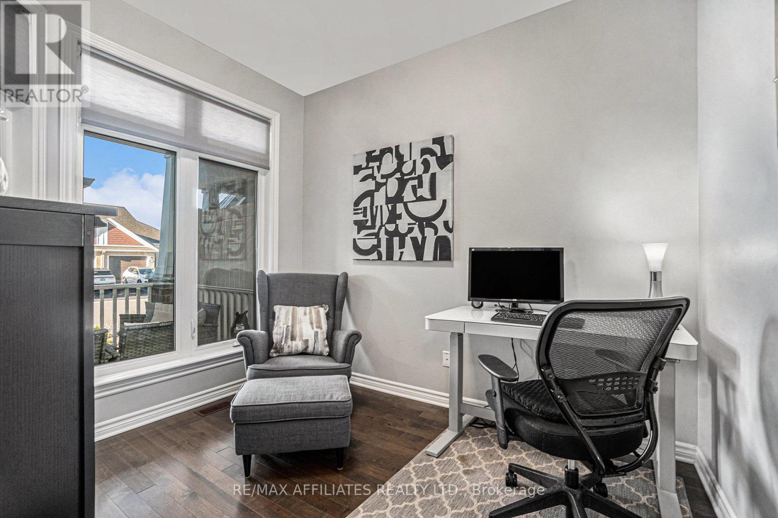 812 Tewin Circle, Ottawa, Ontario  K4A 1K3 - Photo 3 - X12458454