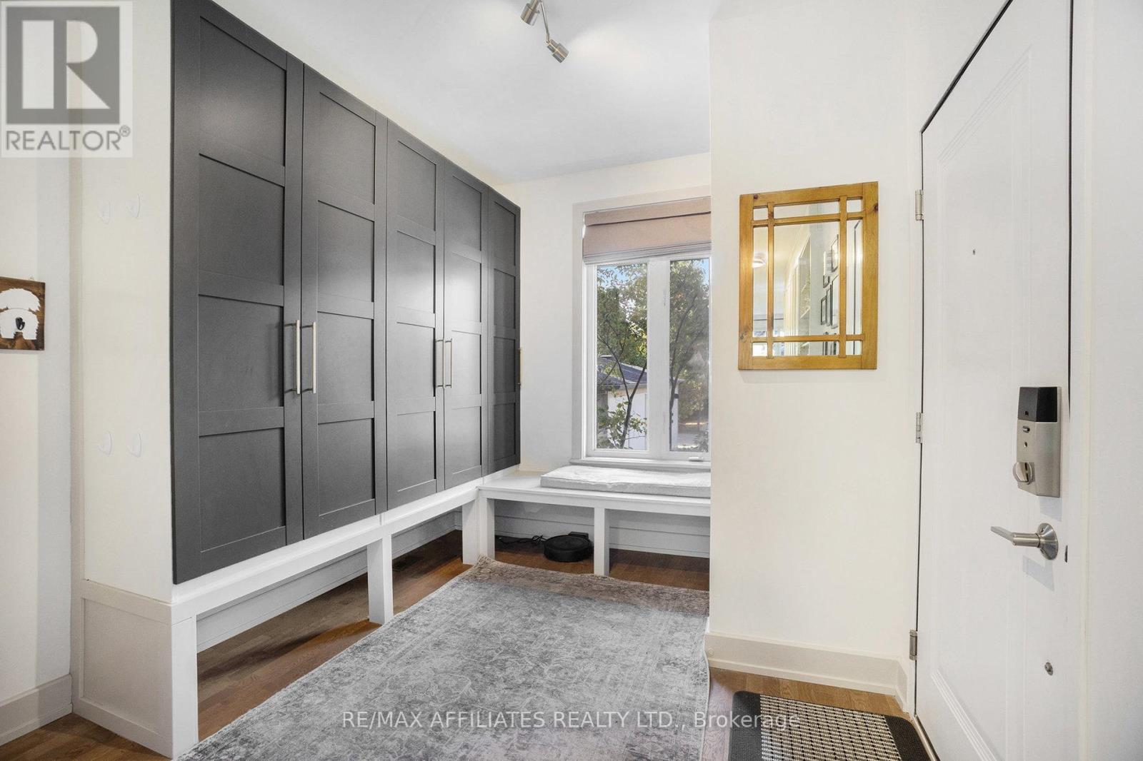 52 Bergeron Private, Ottawa, Ontario  K1C 0C2 - Photo 3 - X12458456