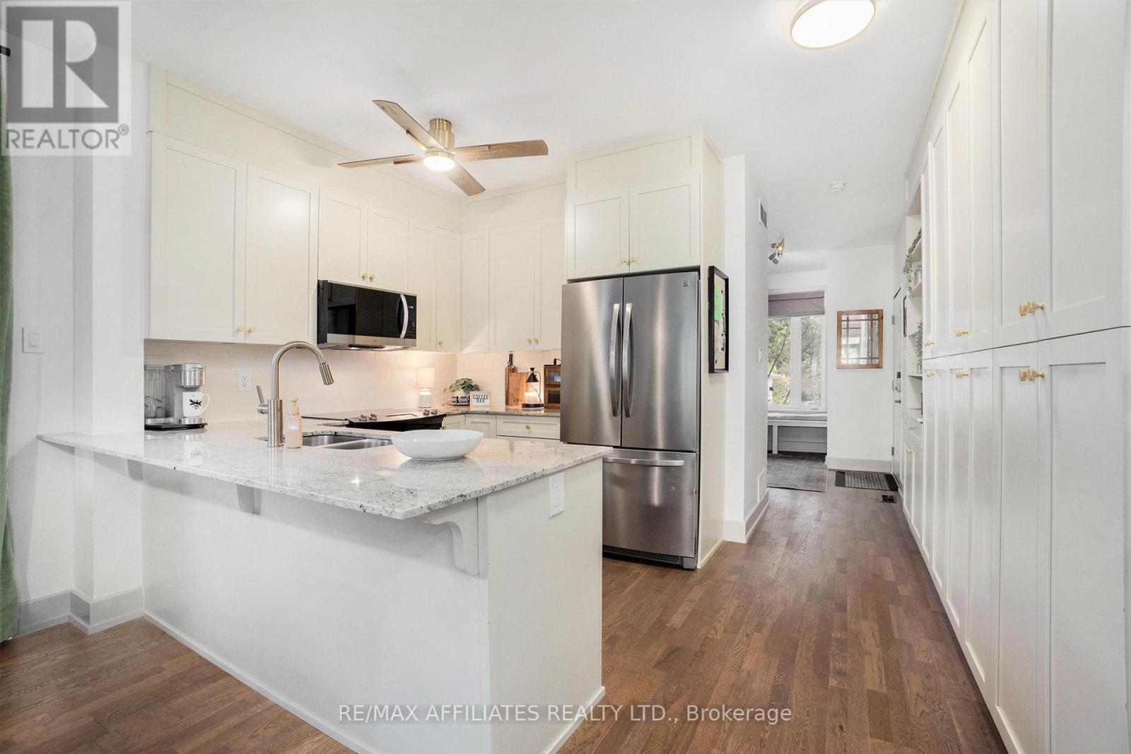 52 Bergeron Private, Ottawa, Ontario  K1C 0C2 - Photo 6 - X12458456