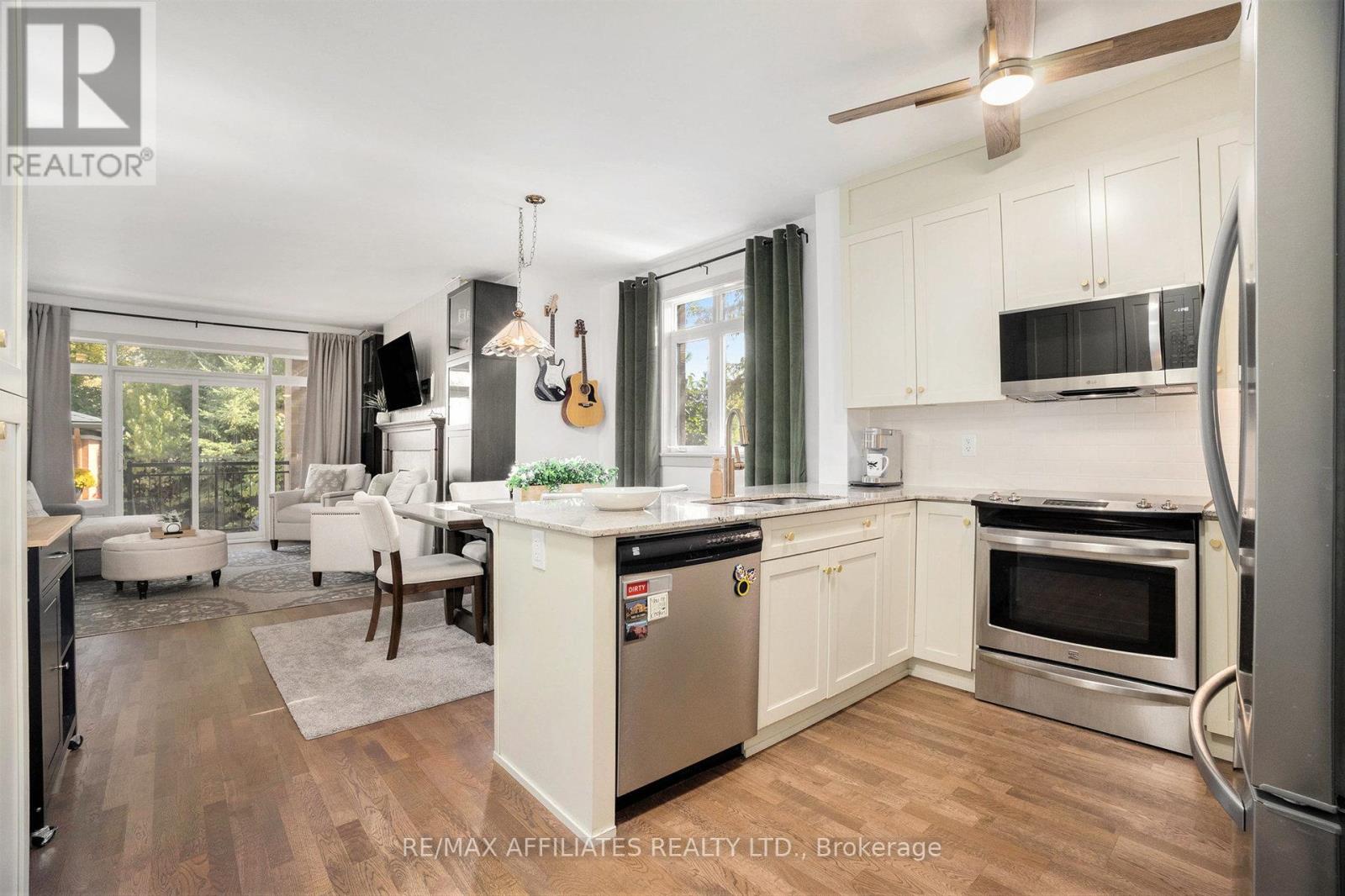 52 Bergeron Private, Ottawa, Ontario  K1C 0C2 - Photo 8 - X12458456