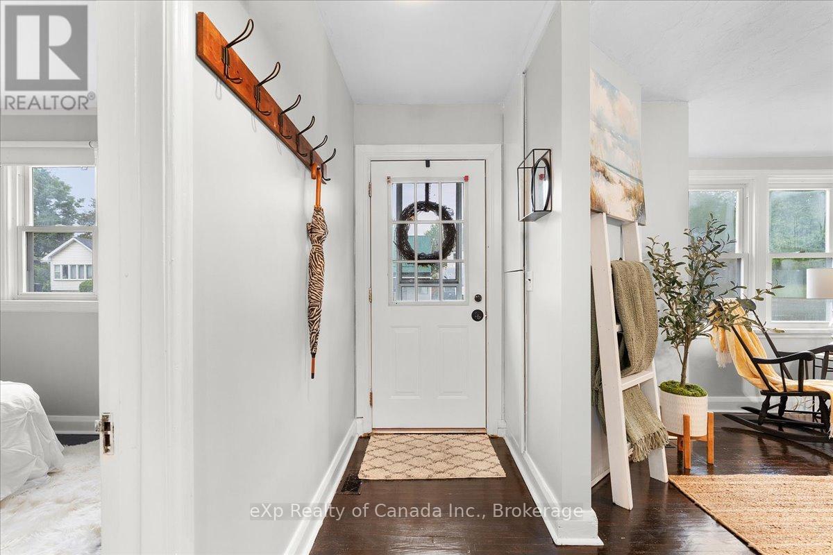 68 Cedar Street, Woodstock, Ontario  N4S 3P8 - Photo 3 - X12458493