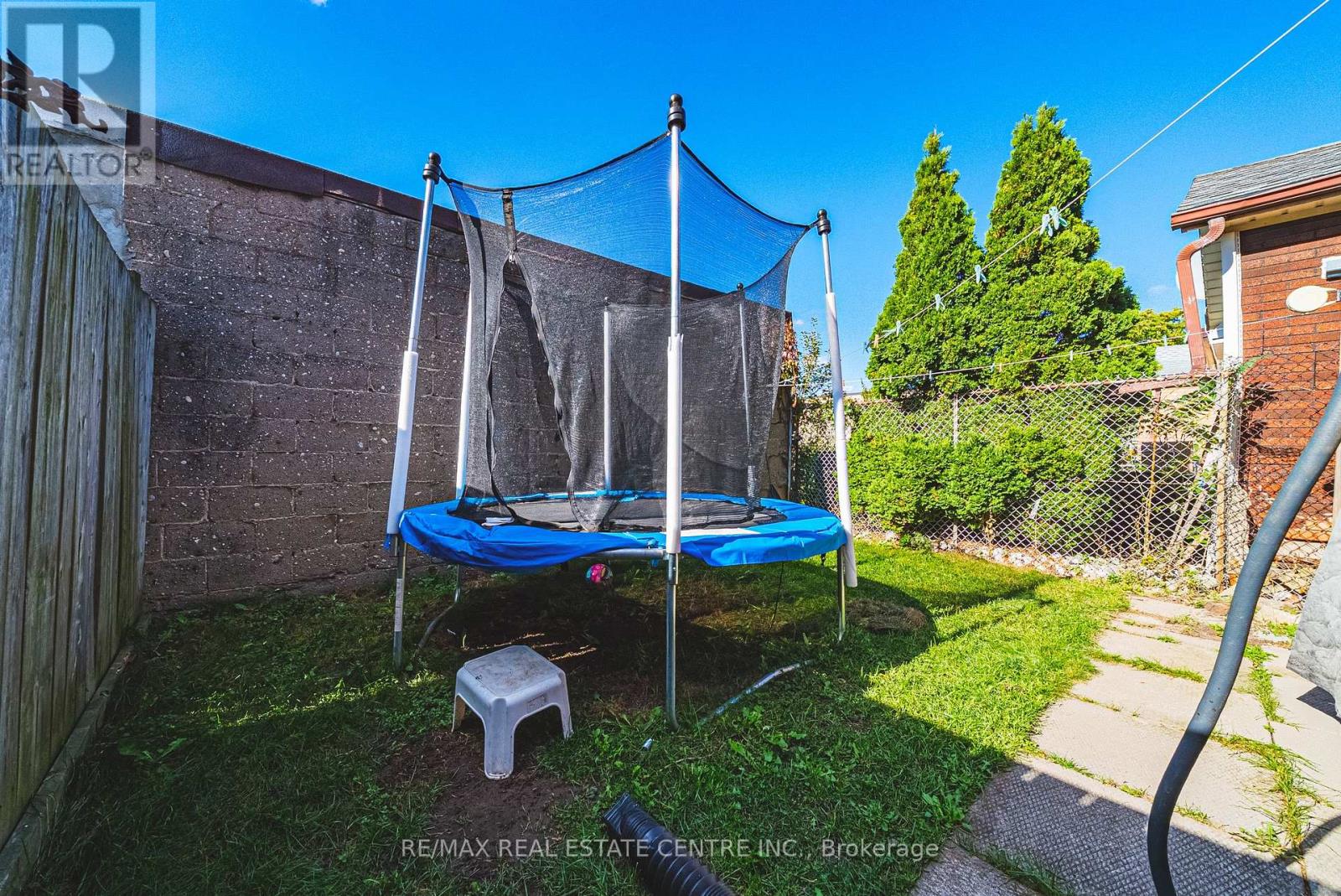 215 Mary Street, Hamilton, Ontario  L8L 4W2 - Photo 27 - X12458440