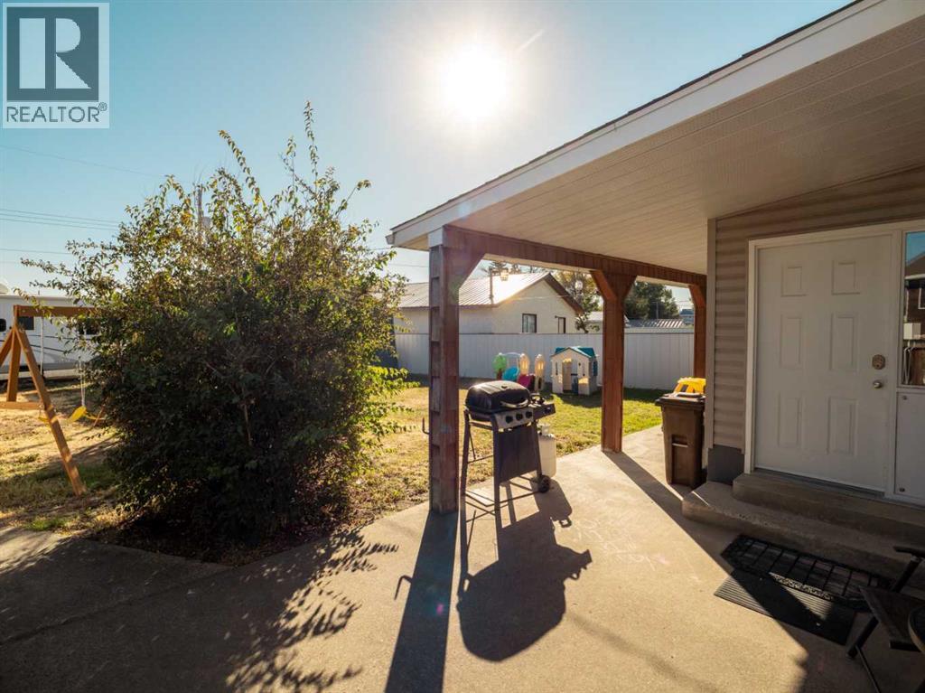 6023 51 Street, Taber, Alberta  T1G 1K5 - Photo 28 - A2263636