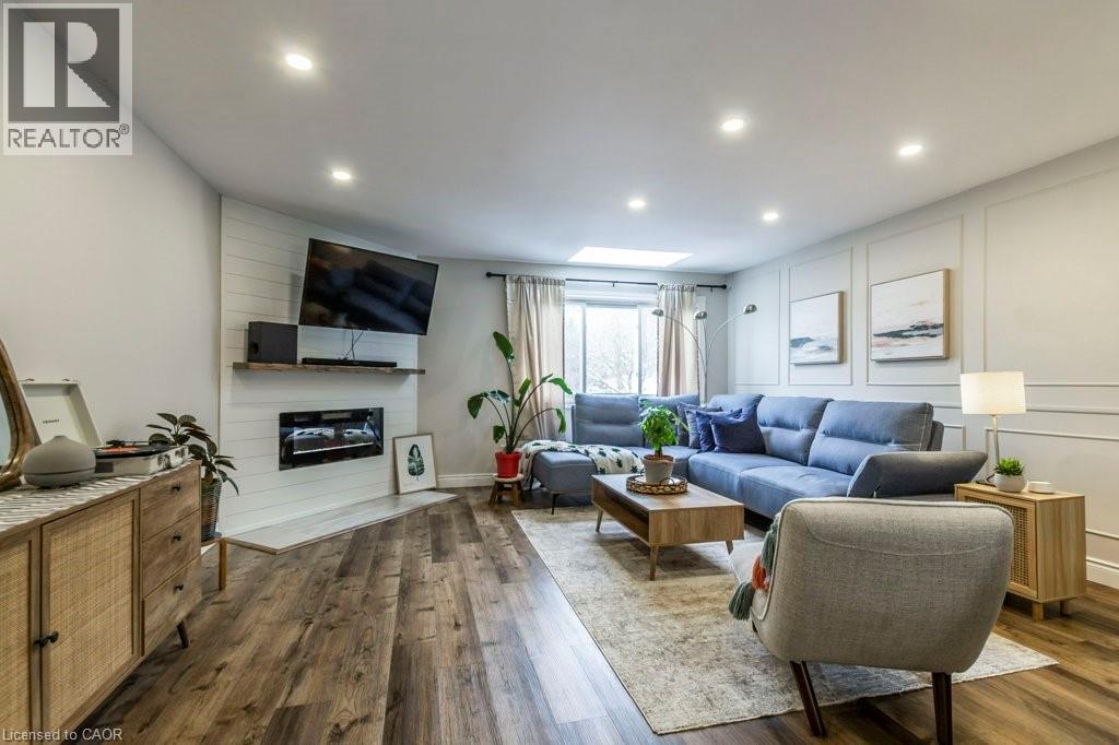 26 Moss Boulevard Unit# 77, Hamilton, Ontario  L9H 6W8 - Photo 13 - 40773964