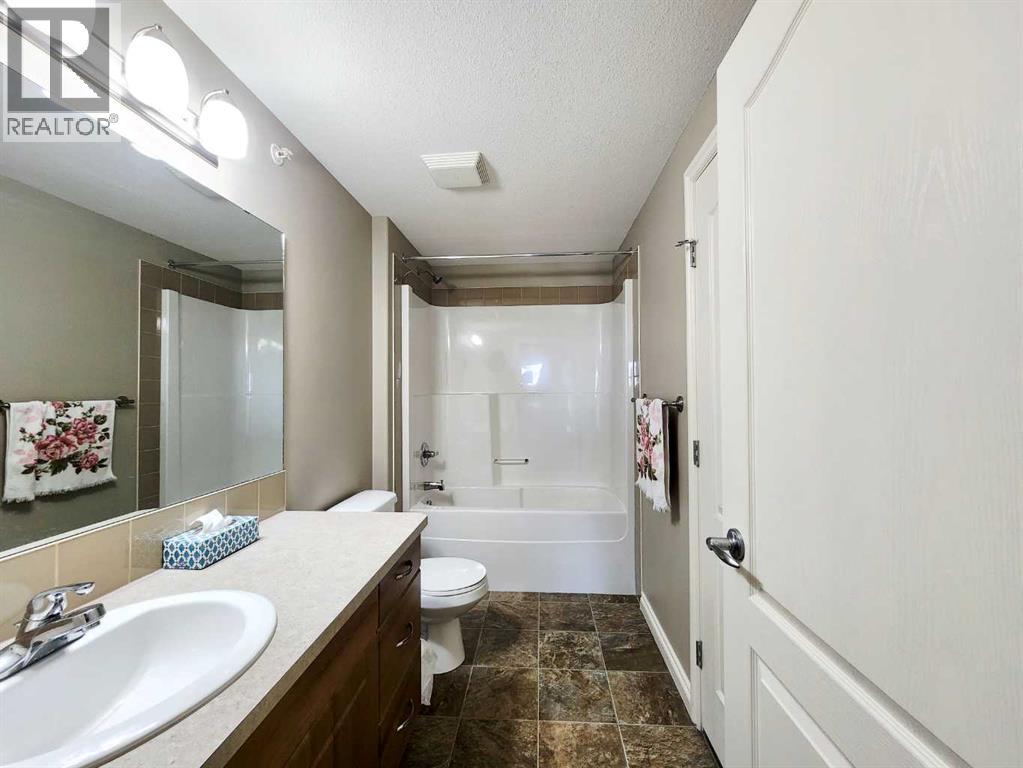 429, 6 Michener Boulevard, Red Deer, Alberta  T4P 0K5 - Photo 15 - A2263909