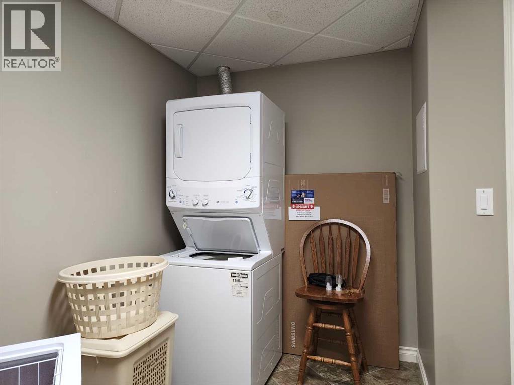 429, 6 Michener Boulevard, Red Deer, Alberta  T4P 0K5 - Photo 4 - A2263909