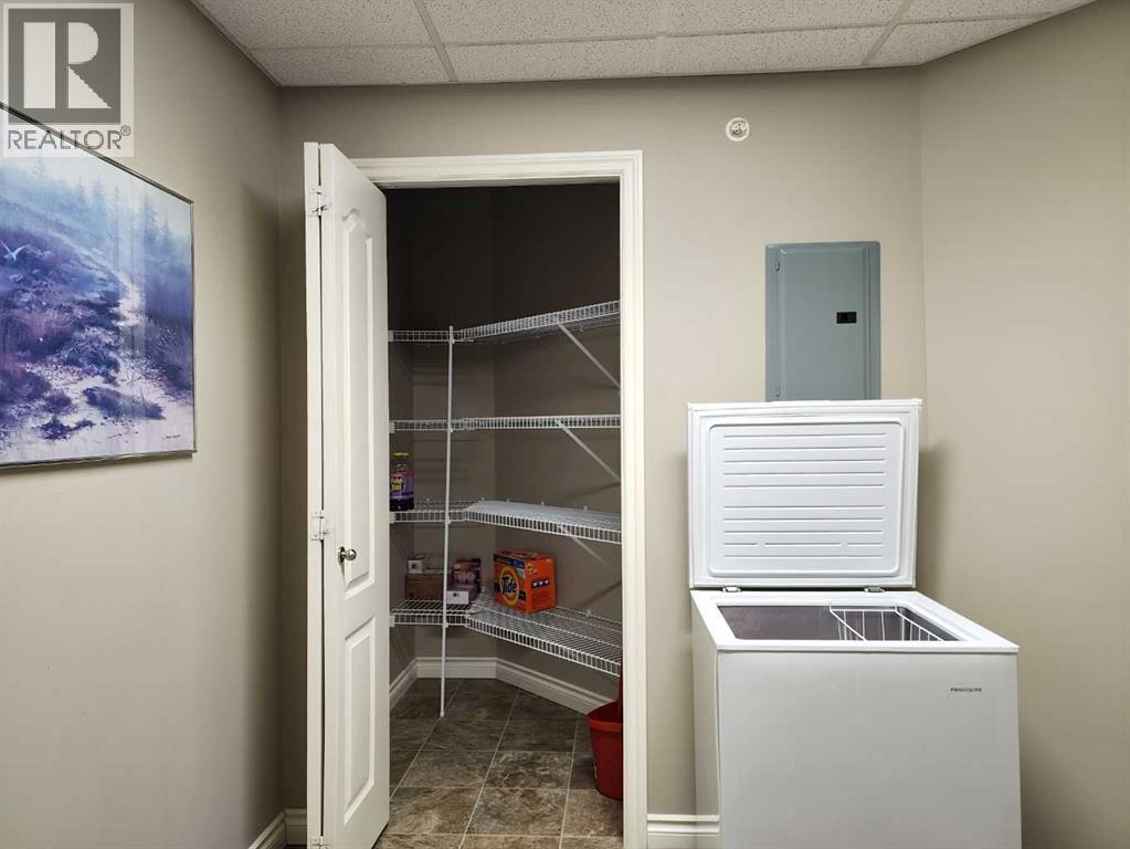 429, 6 Michener Boulevard, Red Deer, Alberta  T4P 0K5 - Photo 2 - A2263909