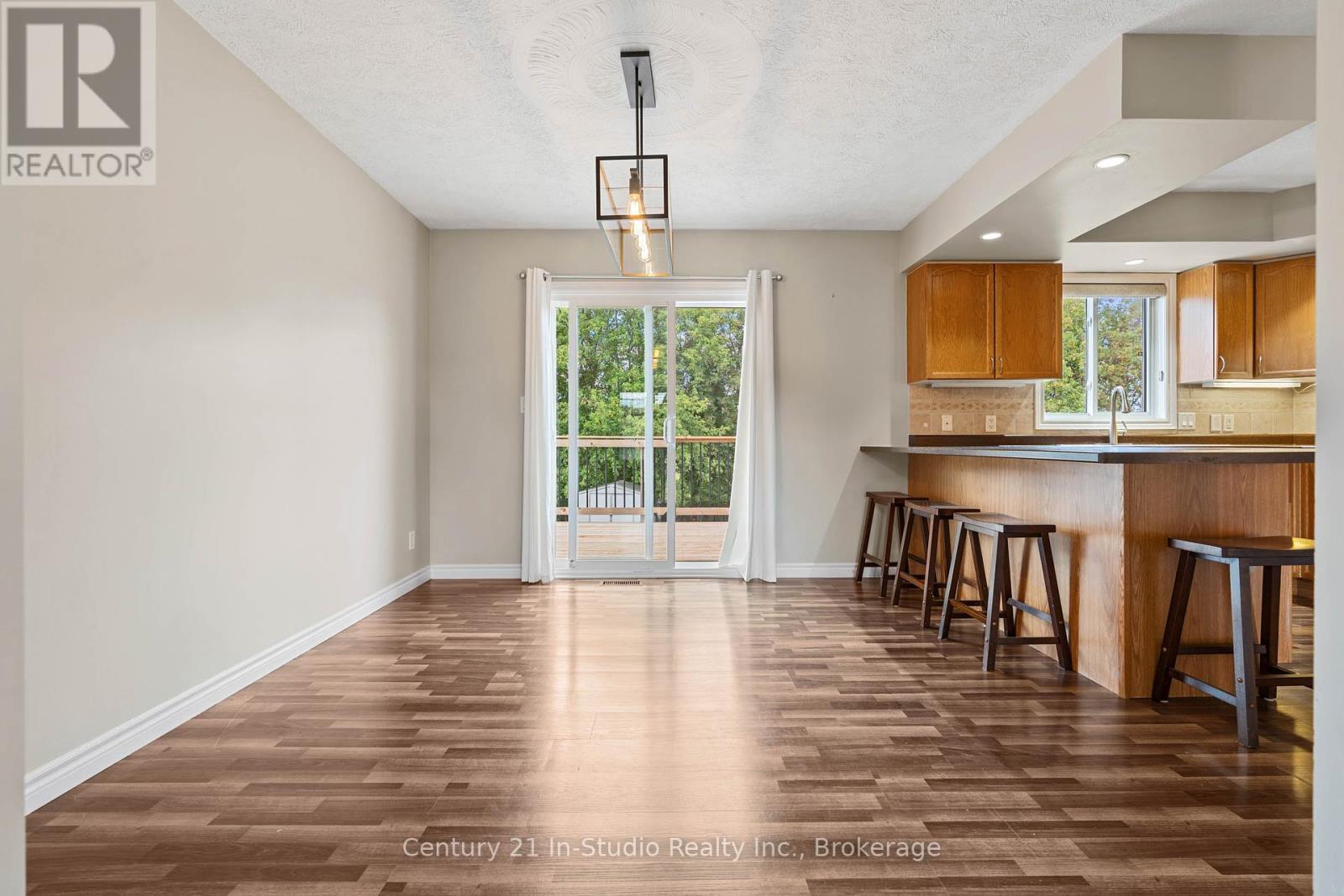 72 Jane Street, Chatsworth, Ontario  N0H 1G0 - Photo 14 - X12458466