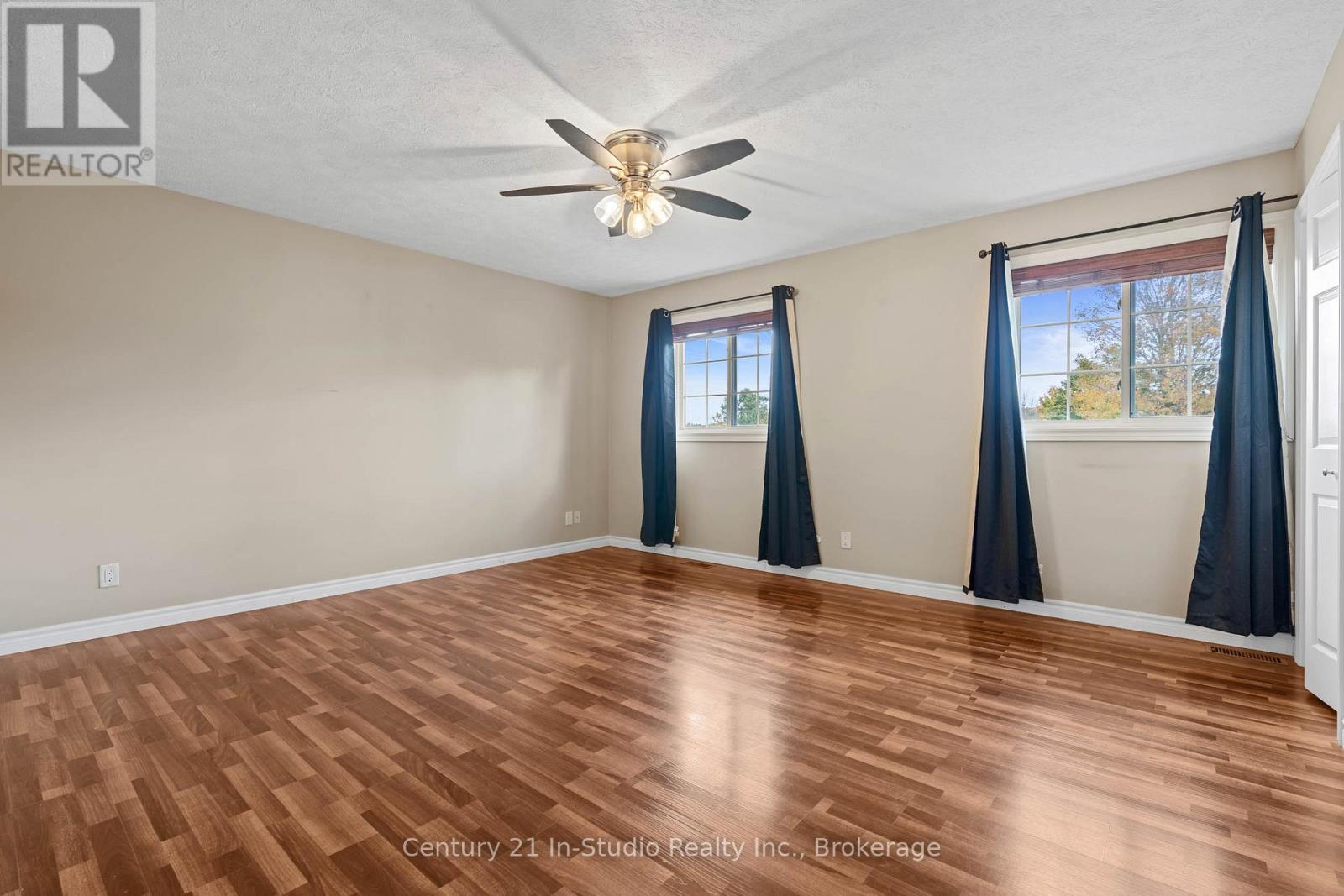 72 Jane Street, Chatsworth, Ontario  N0H 1G0 - Photo 23 - X12458466