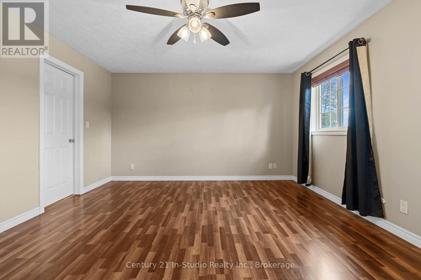 72 Jane Street, Chatsworth, Ontario  N0H 1G0 - Photo 24 - X12458466