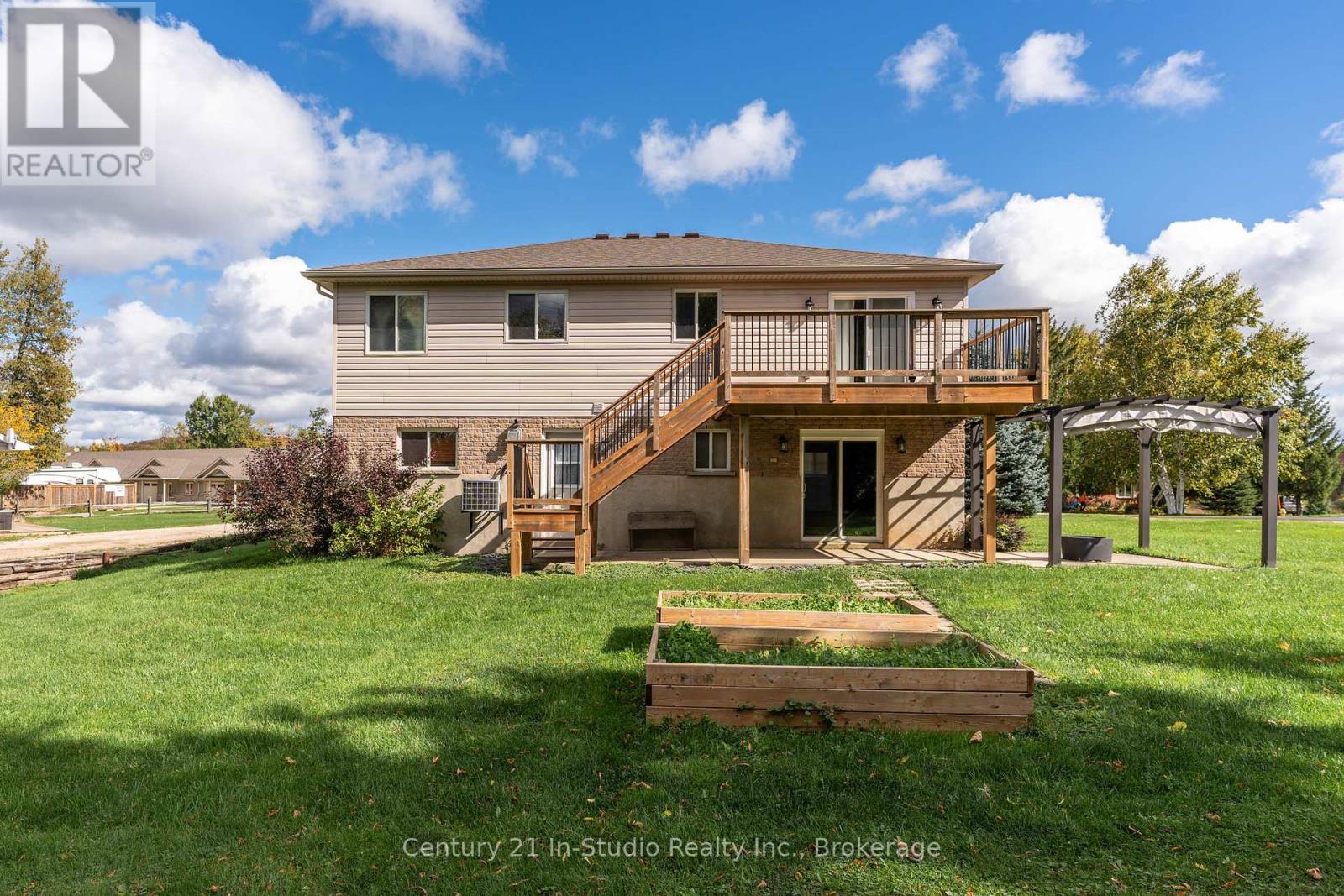 72 Jane Street, Chatsworth, Ontario  N0H 1G0 - Photo 39 - X12458466