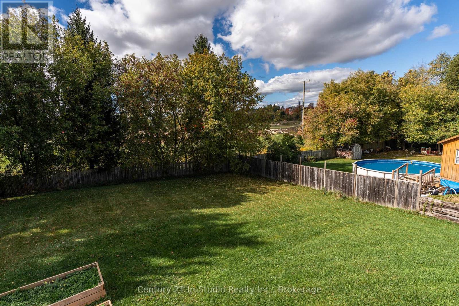 72 Jane Street, Chatsworth, Ontario  N0H 1G0 - Photo 45 - X12458466