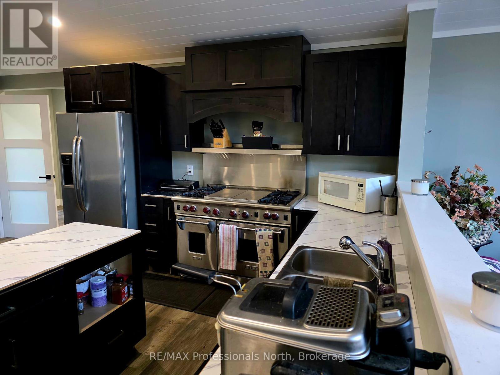 816 Second Avenue, Mcmurrich/monteith, Ontario  P0A 1J0 - Photo 5 - X12458491