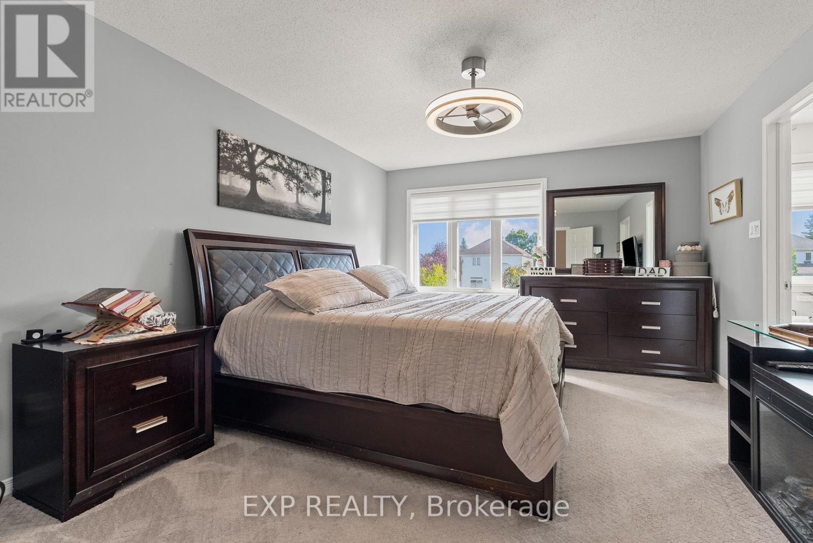229 Duntroon Circle, Ottawa, Ontario  K1T 4C9 - Photo 16 - X12458190