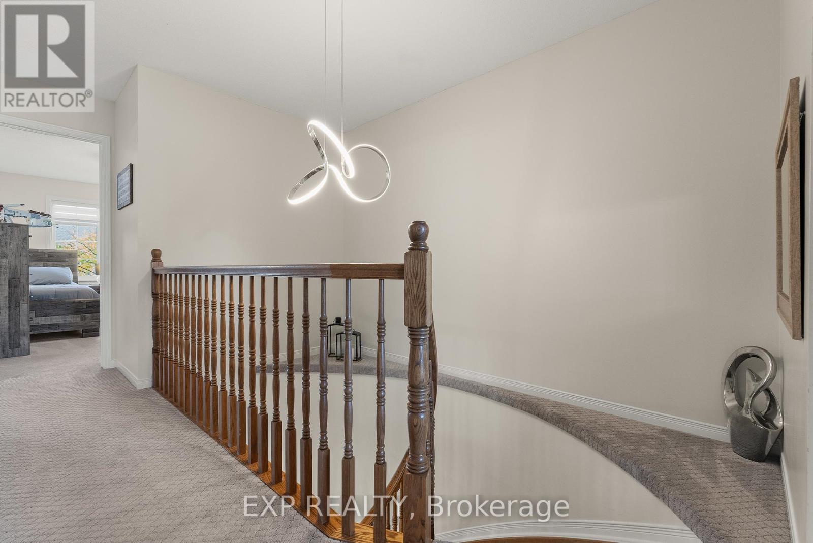 229 Duntroon Circle, Ottawa, Ontario  K1T 4C9 - Photo 15 - X12458190