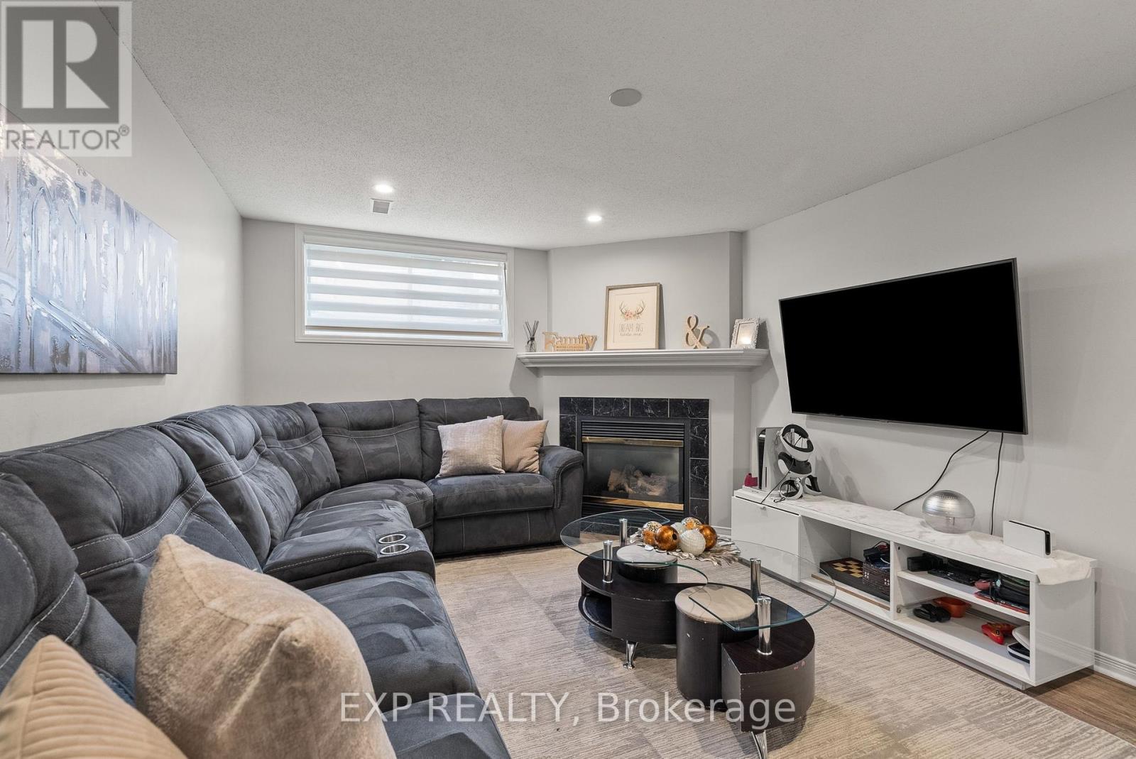 229 Duntroon Circle, Ottawa, Ontario  K1T 4C9 - Photo 29 - X12458190