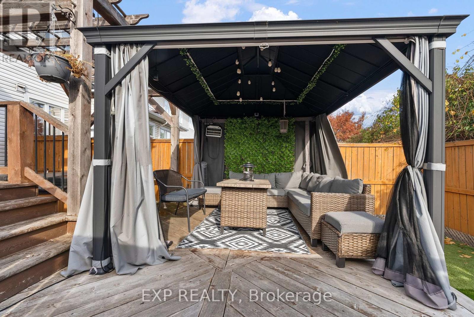 229 Duntroon Circle, Ottawa, Ontario  K1T 4C9 - Photo 31 - X12458190