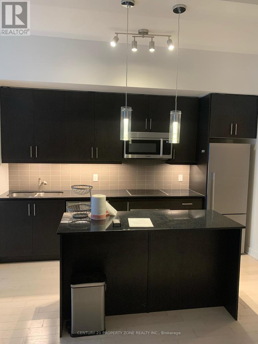 701 - 1 The Esplanade Drive, Toronto, Ontario  M5E 0A8 - Photo 8 - C12458474