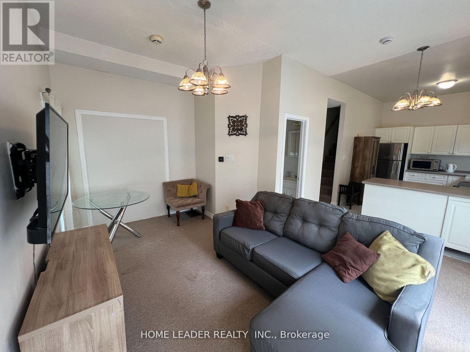 23 FRANKLIN AVENUE, Toronto, Ontario