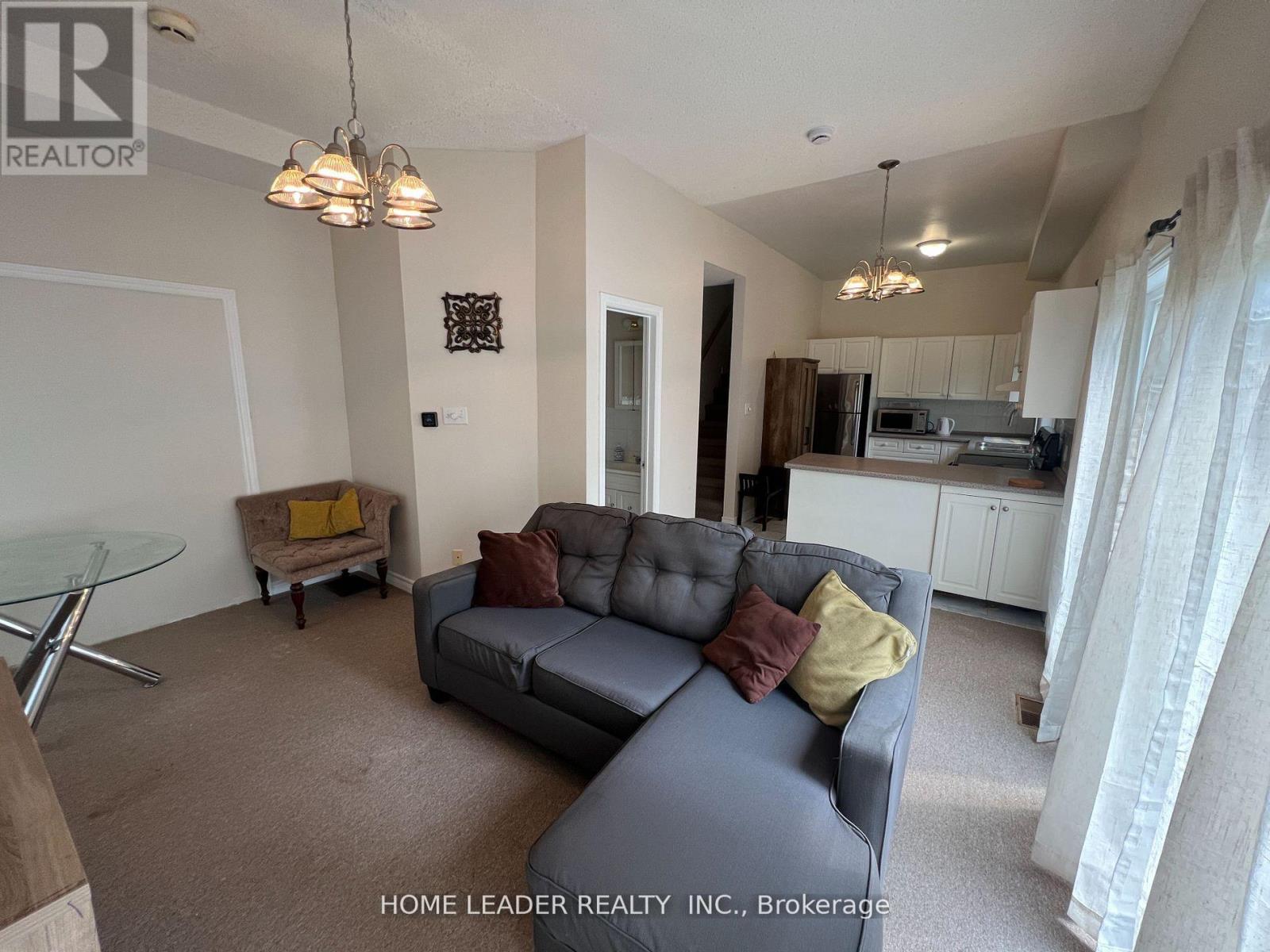 23 Franklin Avenue, Toronto, Ontario  M2N 1B7 - Photo 2 - C12458479