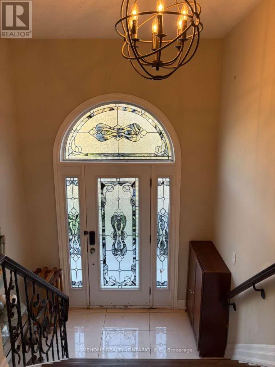 UPPER UNIT - 41 CLANCY DRIVE, Toronto, Ontario