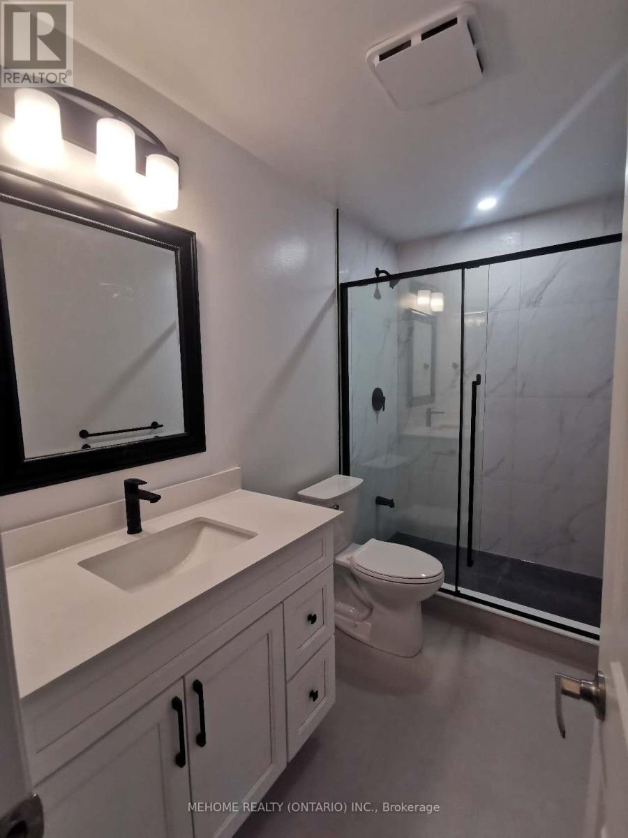 Upper Unit - 41 Clancy Drive, Toronto, Ontario  M2J 2V7 - Photo 4 - C12458487
