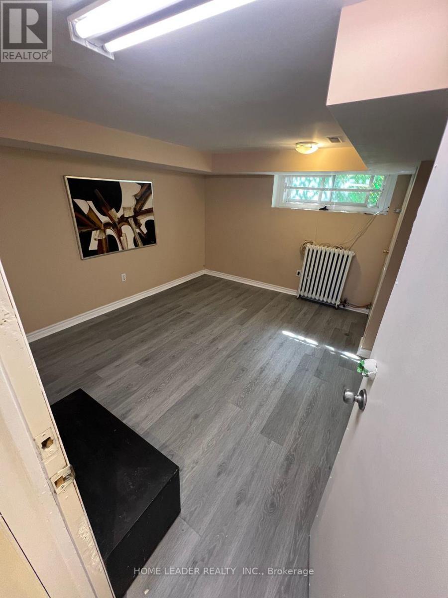 23 Franklin Avenue, Toronto, Ontario  M2N 1B7 - Photo 6 - C12458489
