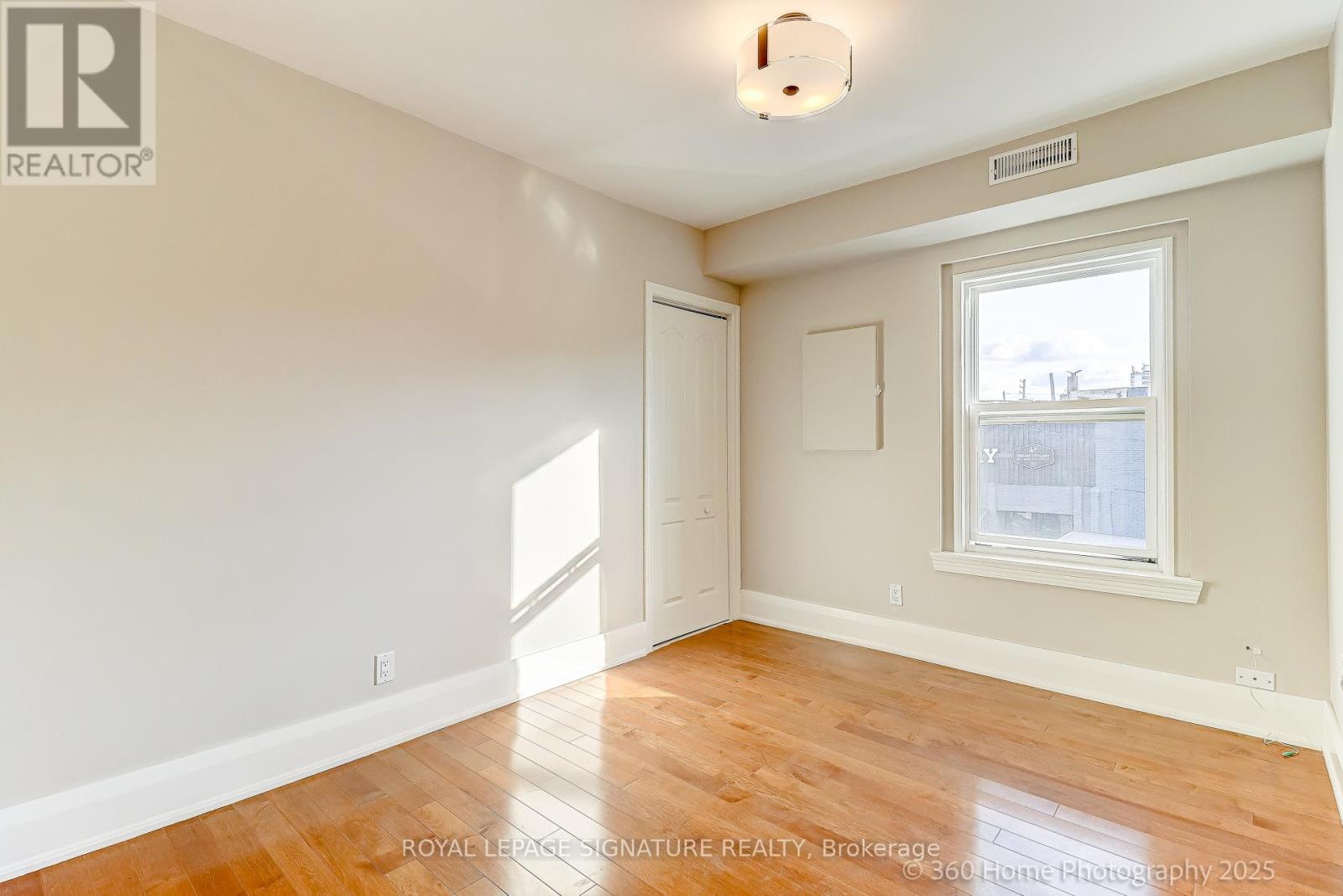 322 Silver Birch Avenue, Toronto, Ontario  M4E 3L5 - Photo 24 - E12458462