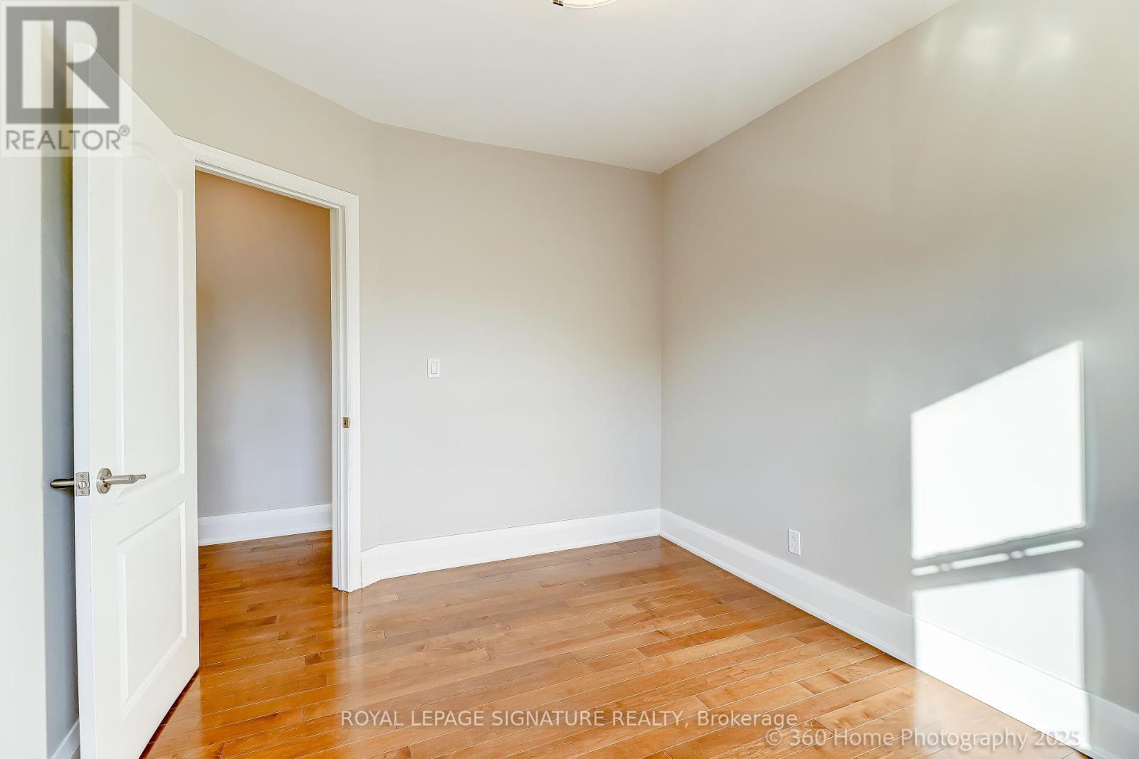 322 Silver Birch Avenue, Toronto, Ontario  M4E 3L5 - Photo 25 - E12458462