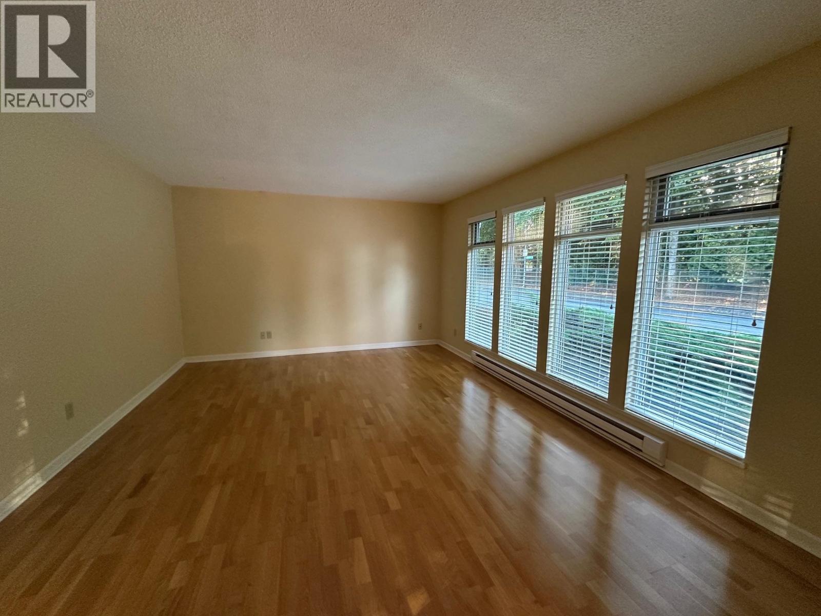 9360 Parksville Drive, Richmond, British Columbia  V7E 4N9 - Photo 6 - R3051101